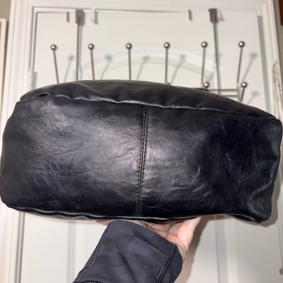 🖤 Vintage 1980s–90s Capezio New York Black Leather Hobo Bag - Picture 10 of 14
